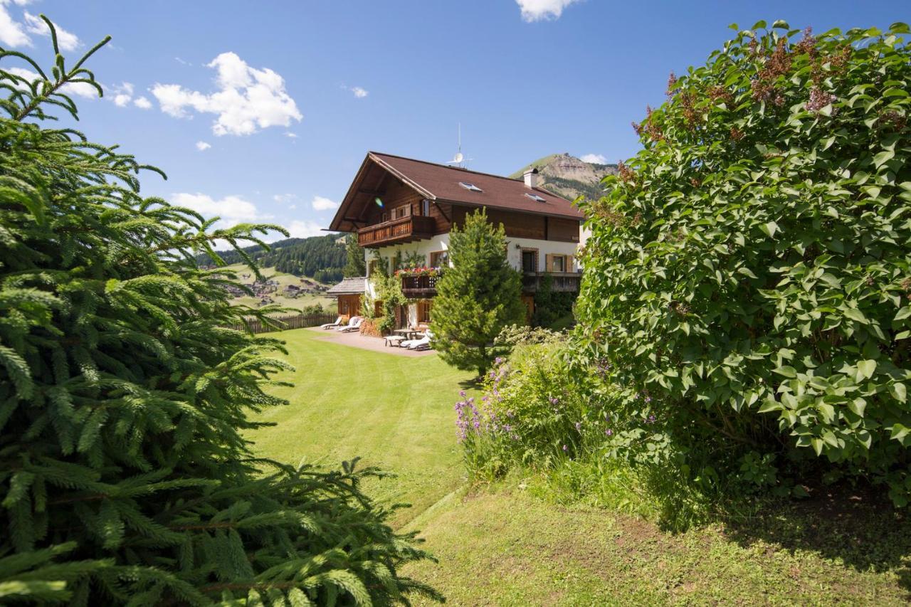 Villa Al Bosco เซลวาดีวัลการ์เดนา ภายนอก รูปภาพ